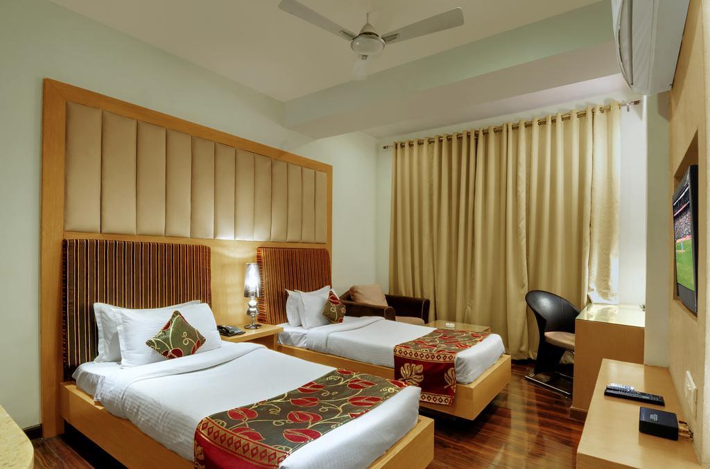 Hotel Balaji Central Ratlām Habitación foto